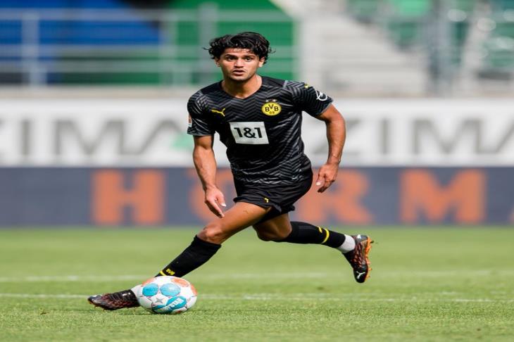 رسميًا.. بوروسيا دورتموند يمدد عقد محمود داوود حتى عام 2023